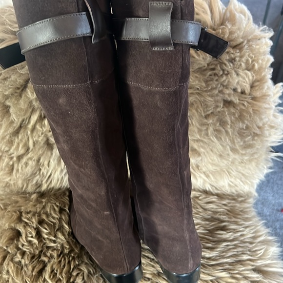 Davos Gomma Brown Suede Boots - Picture 5 of 6